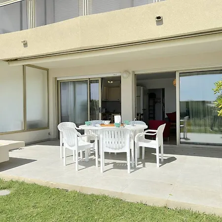 Lägenhet 3 Pieces 4 Couchages Avec Parking Au Lavandou - Fr-1-251-316